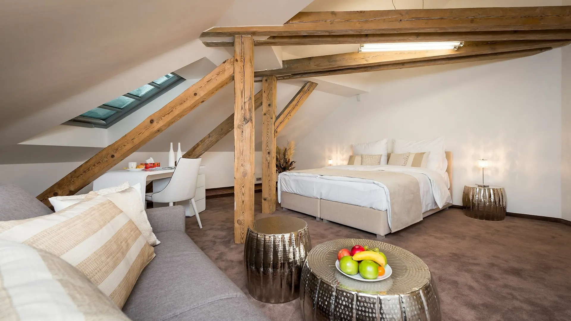 Empirent Mala Strana Apartments Praga
