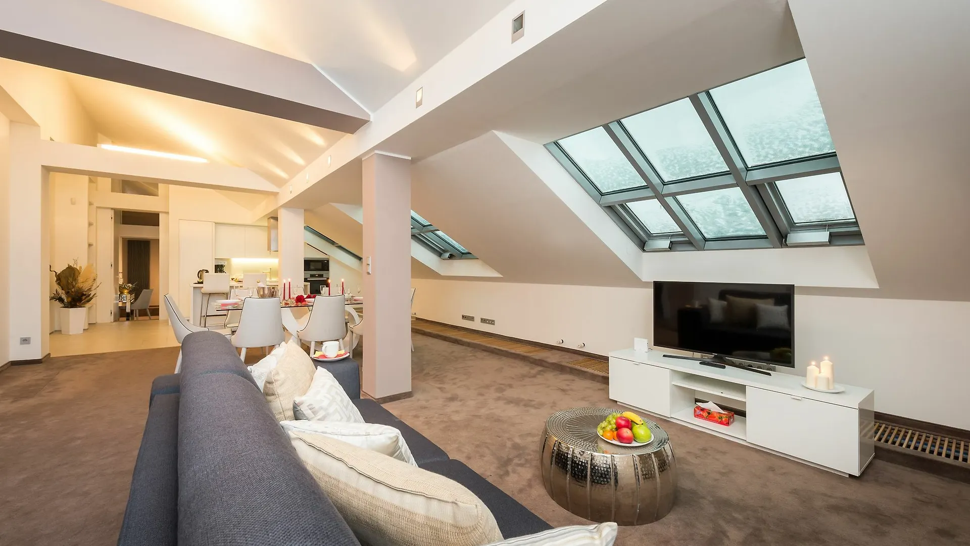 Empirent Mala Strana Apartments Praag 0*,
